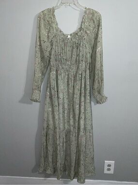 By the River Pale Green Floral Tiered Square Neck Maxi Dress Large
